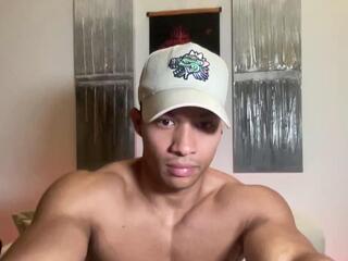 Luke Wayne webcam model stream image