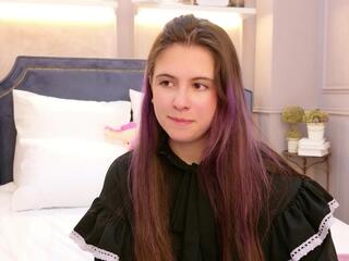 Akira Halls webcam model stream image