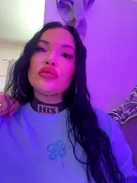 _MelinaCurves_ webcam model stream image