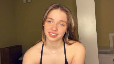 LindseyWatah webcam model stream image