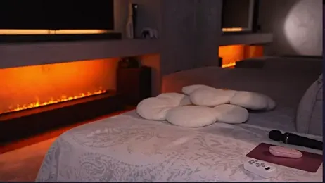 AlexisGraysX webcam model stream image