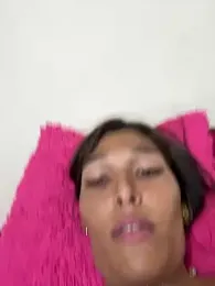 love_megann webcam model stream image