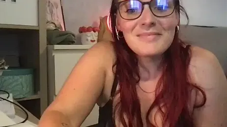 Petit_Piment_off webcam stripchat model stream image