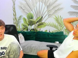 Matthew & Spencer webcam model stream image