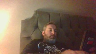 Feature_me webcam cam4 model stream image