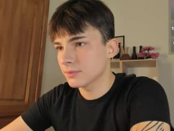 mystic_evan webcam model stream image