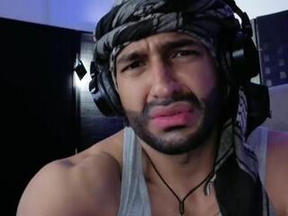 Ralf E webcam model stream image