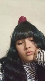 Luuuu25 webcam model stream image