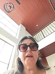 emma_tour webcam model stream image