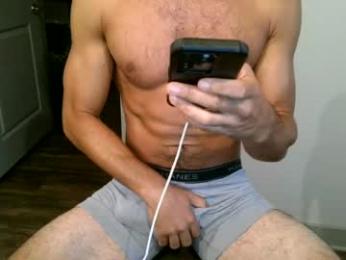 uhhuhyea webcam chaturbate model stream image