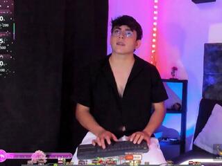 Nolan Cruz webcam flirt4free model stream image