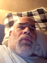 DeeBestEver webcam model stream image