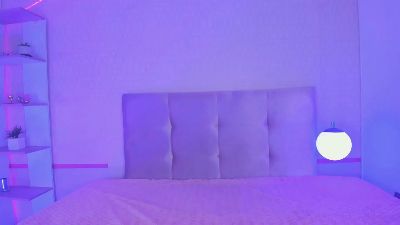 AliceMadnes webcam model stream image