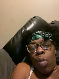 kaymurda80 webcam model stream image