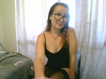 Yuliya333 webcam model stream image