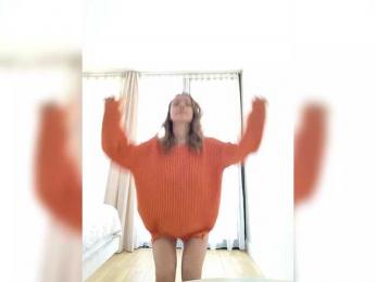 Lola3000 webcam model stream image