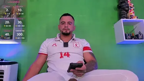 riky_11 webcam model stream image