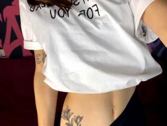 MaeNolder webcam model stream image