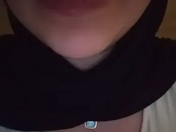 gizzz34 webcam stripchat model stream image