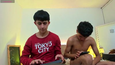 hoot_booys_ webcam model stream image