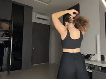 Nura_n_Sarah webcam model stream image