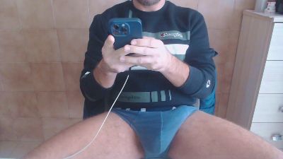 callmeluis webcam model stream image