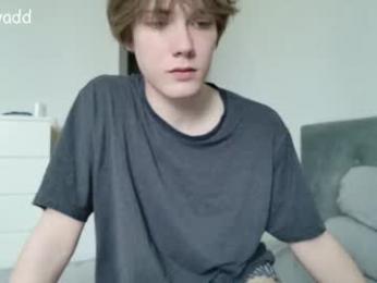 callmenineoneseven webcam model stream image
