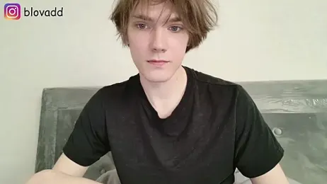 callmenineoneseven webcam model stream image