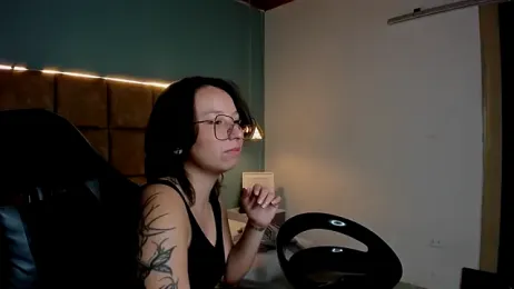 Klaret_Toy webcam model stream image