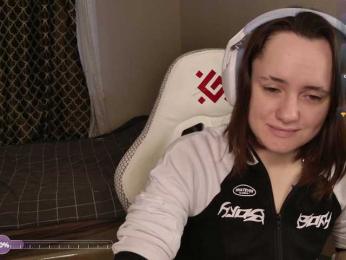 LunaL0ve webcam model stream image