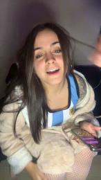 lola2032 webcam cam4 model stream image