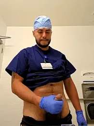 Gentlemanwitathickdick webcam stripchat model stream image