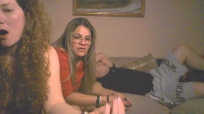 Extras3 webcam model stream image