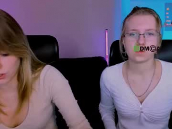 gloria_bubble webcam model stream image