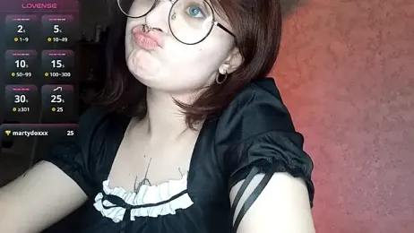 Sonya_mikki webcam model stream image