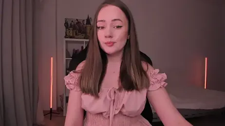 WalkingGirl webcam model stream image