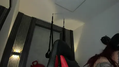 selene_red_ webcam model stream image