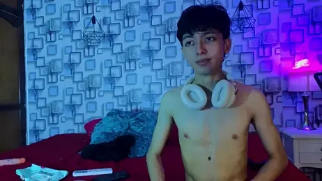 Twink_Sebas7 webcam stripchat model stream image