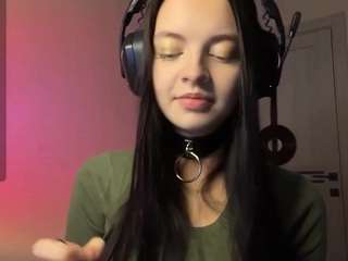 lewislitaker webcam model stream image