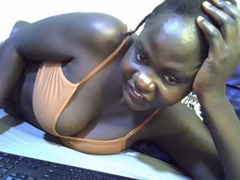 African-qeen1 webcam model stream image