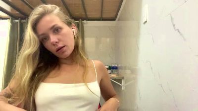 ChristaTolomeo webcam cam4 model stream image