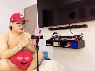 brunothompson webcam camsoda model stream image