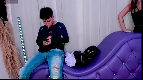 Yourslust_ webcam model stream image