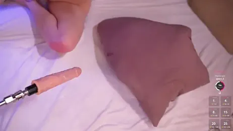 EdgedPale webcam model stream image