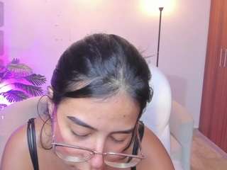 raven-stonee webcam model stream image