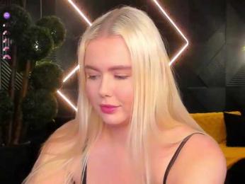 Julia-Robertson webcam bongacams model stream image