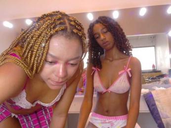 FarianaJulie webcam model stream image