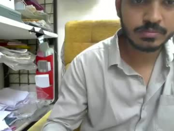 robertsalia220 webcam model stream image