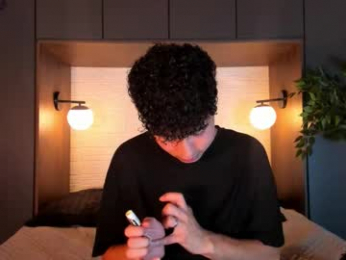 noah_dupont_ webcam model stream image