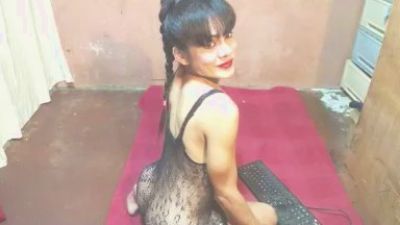 your_womanxx webcam model stream image